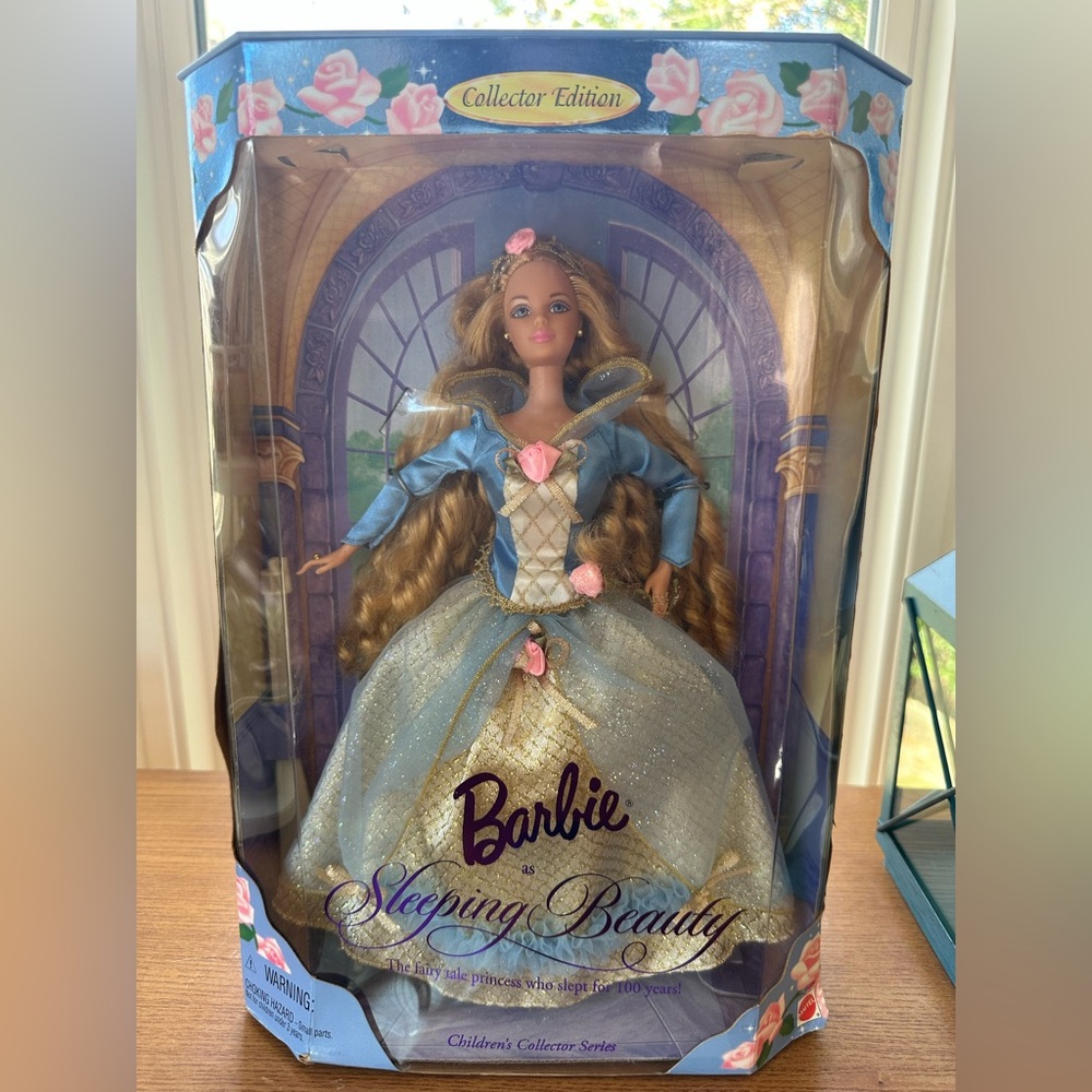 1997 Mattel Sleeping Beauty Collectors Edition #18586 - NIB